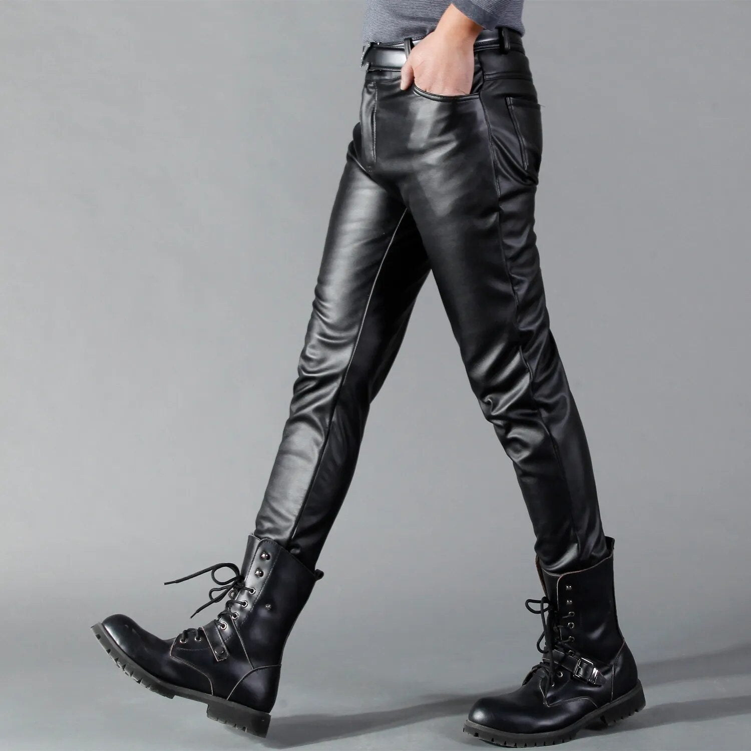 Lederhosen Stretch Kunstleder Slim Fit