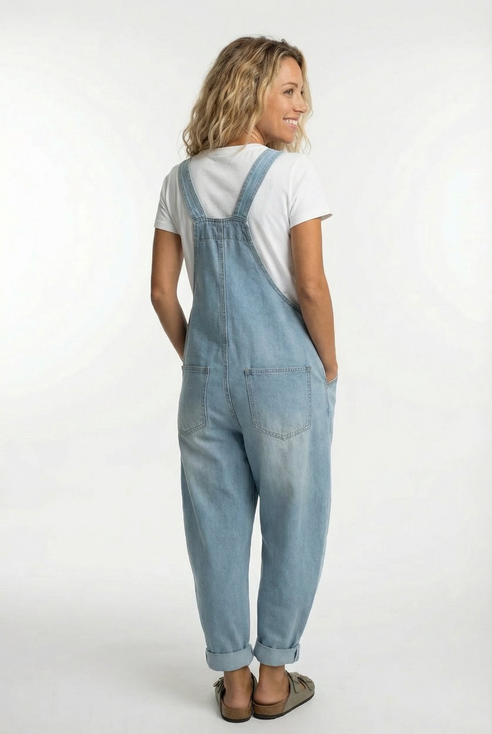Damen Jeansoverall Knopffront | Verstellbare Träger Close Up