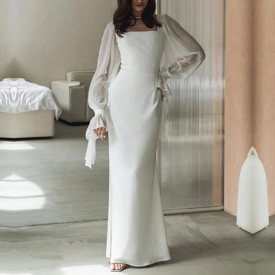Damenkleid maxilang mit Puffärmeln