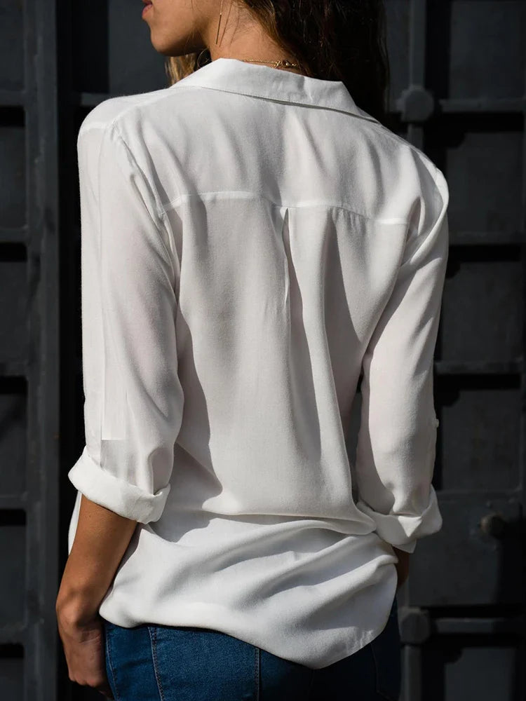 Damenbluse mit Kragen und Knopfleiste