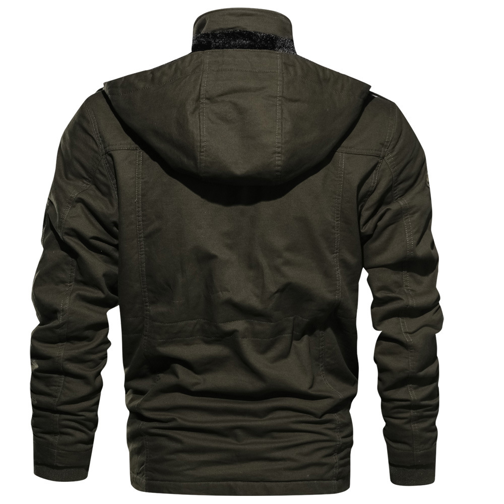 Winterjacke Mit Kapuze | Reißverschluss Und Taschen