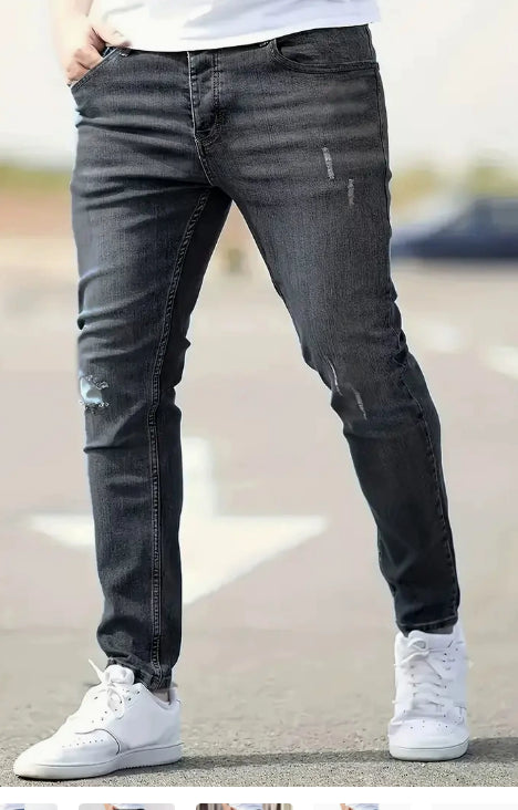 Herrenjeans Skinny-Jeans Fit mit Destroyed-Optik