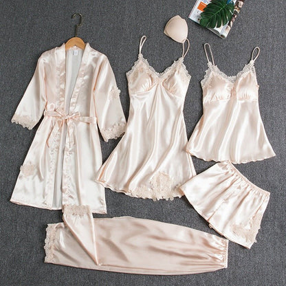 Clara - Elegantes Pyjama-Set für Damen Side