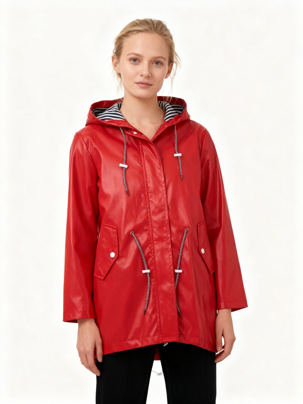 Ida - Wetterfester Mantel mit Kapuze für Damen Close Up