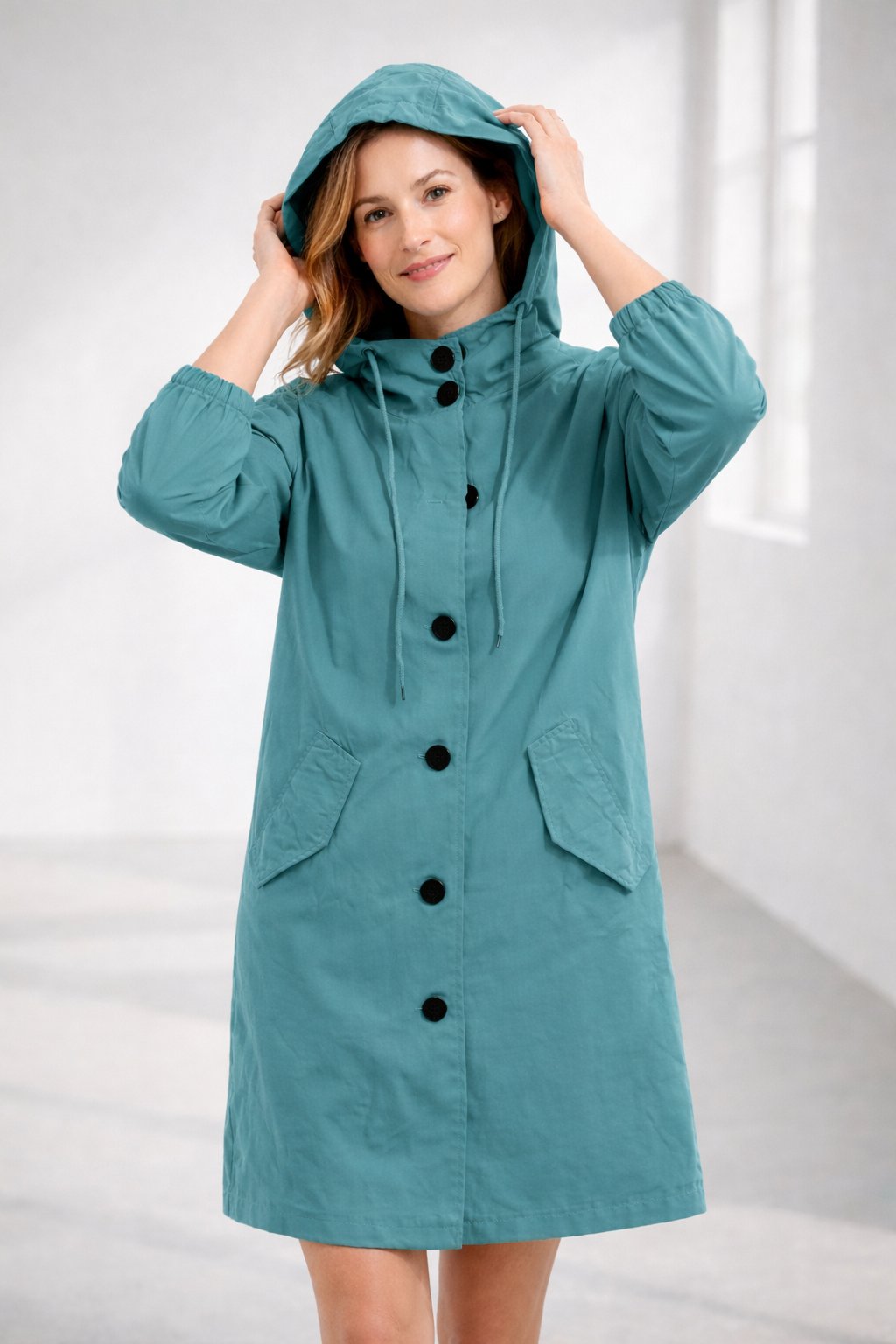 Jule - Lockere Kapuzenjacke für Damen Front
