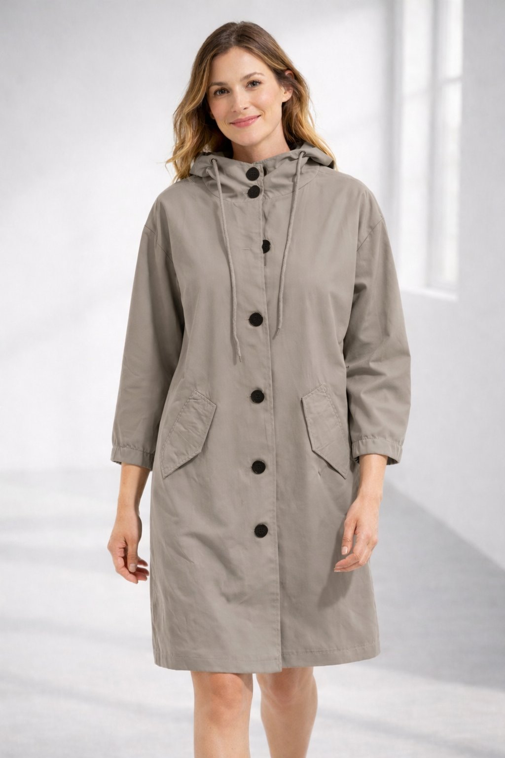 Jule - Lockere Kapuzenjacke für Damen Side