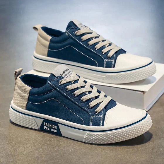 Canvas-Sneaker Low-Top mit Schnürung