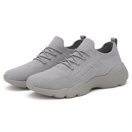 Orthopädische Sneaker aus Strickmesh mit Schnürung