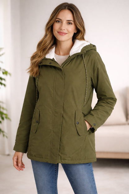 Vera - Lange Winterjacke mit Kapuze für Damen Detail